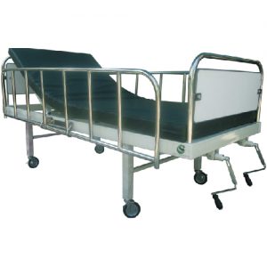 เตียงผู้ป่วย 2 ไก มือหมุน หัว-ท้ายเตียงบุโฟเมก้าสีขาว รับน้ำหนักได้ 150 กิโลกรัม